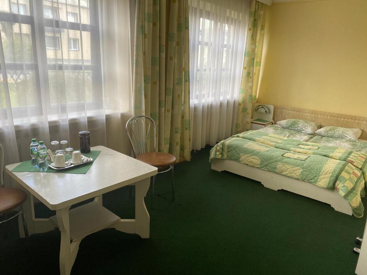 Motel Samana Tytuvenai Exteriér fotografie